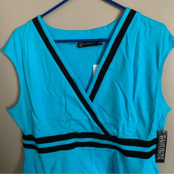 New York & Company Colorblock Accent Wrap Dress - City Knits - Picture 5 of 6